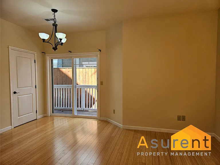 108 McCully Ln — Photo 12