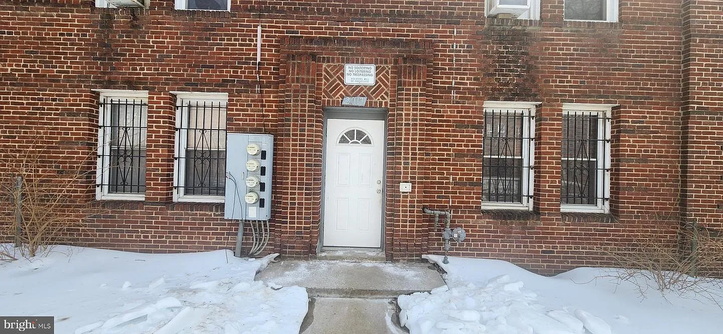 1 bed, 2368 sqft, $1,350 — Photo 1