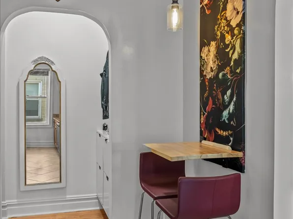 811 Walton Avenue image 4 of 17