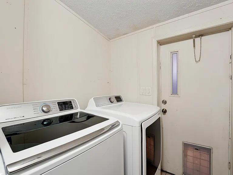 13507 W Stella Ln — Photo 30