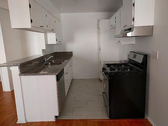 4th image of 1108 E Palmer Ave APT 5