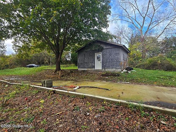 2nd image of 276 Otsquago Club Road