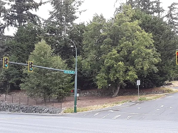 4629 Evergreen Way, Everett, WA 98203