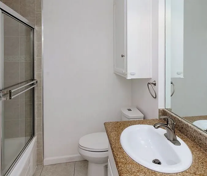 290 Lee Street — Photo 41