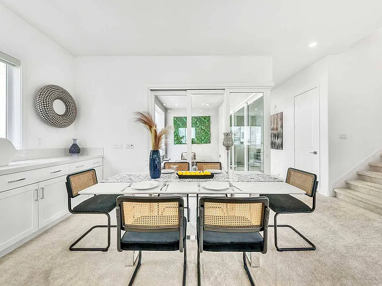 141 Sawbuck — Photo 19