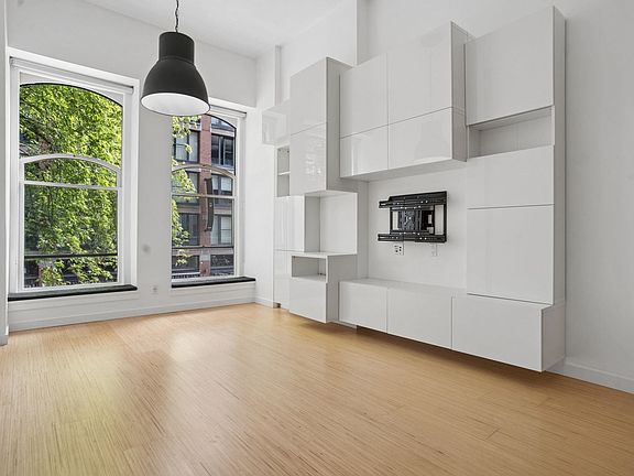 4th image of 36 Water St #202