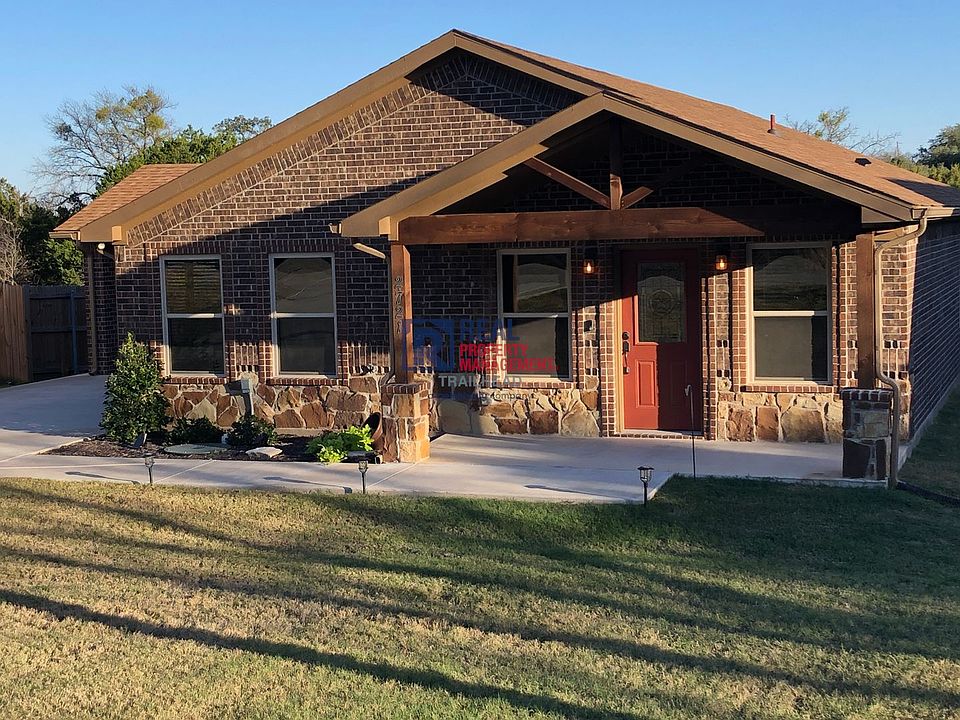 1st image of 2721 San Gabriel Dr