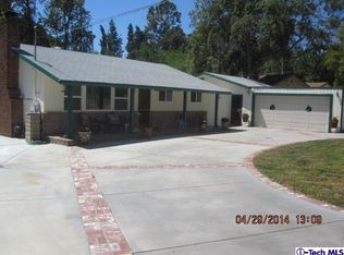 10333 Johanna Ave, Sunland, CA 91040
