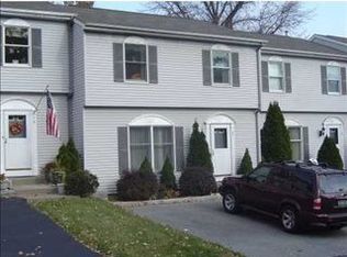 21 Muntz Ln, Garnerville, NY 10923