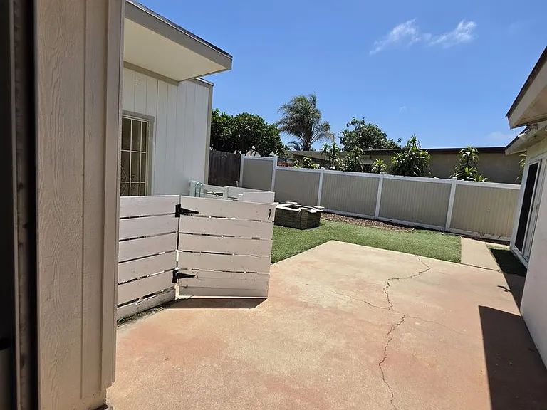 1319 Thermal Ave — Photo 29
