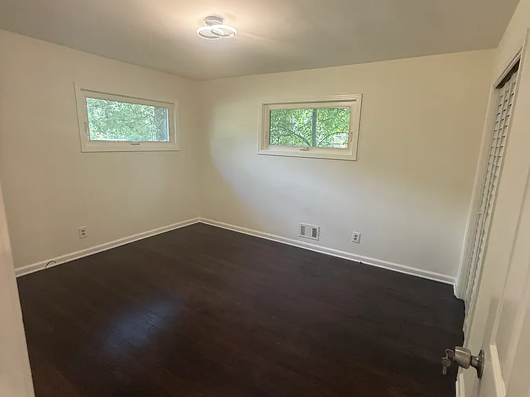 1321 Snapfinger Rd — Photo 7