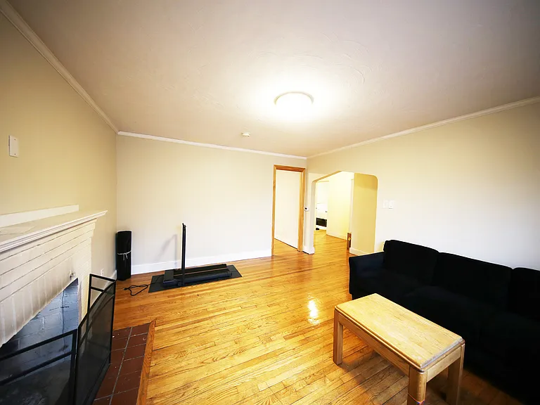 23 Heath St #1 — Photo 2