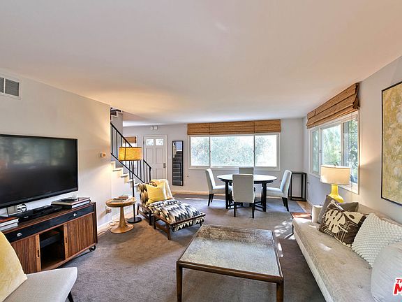 4th image of 3127 Deronda Dr