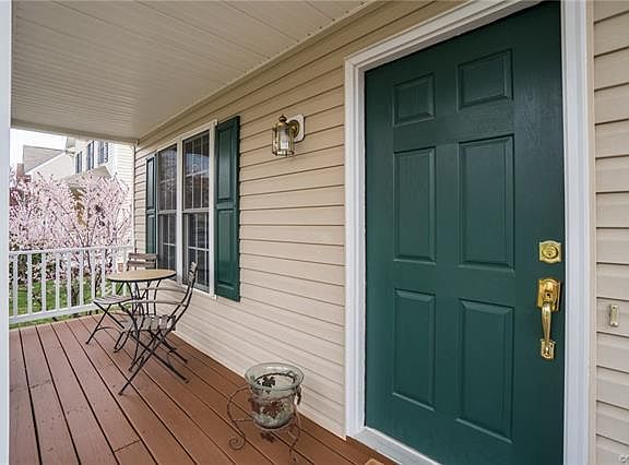 5th image of 11525 Pinedale Dr