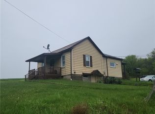 1131 Old State Rd, Apollo, PA 15613