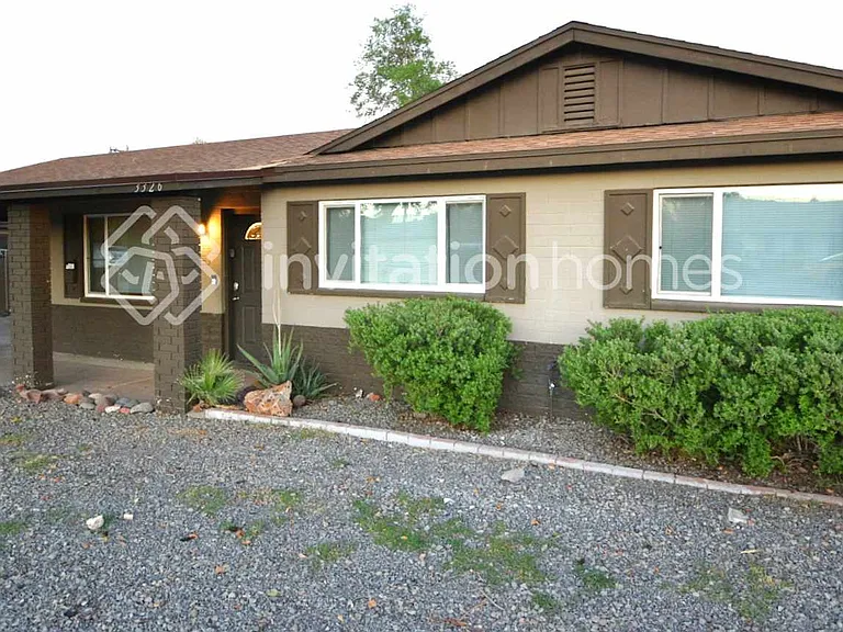 3326 W Larkspur Dr — Photo 1