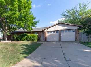 5321 Weddington Ct, Fort Worth, TX 76133