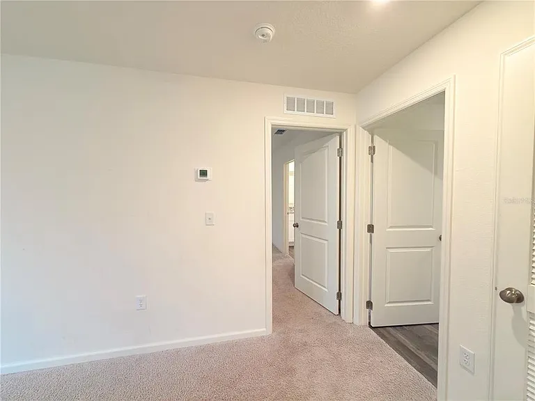 733 James Ct — Photo 19