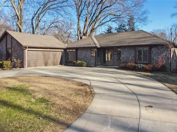 6665 Lowell Dr, Overland Park, KS 66202