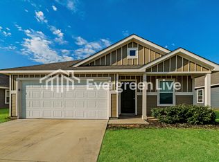 10804 SW 23rd Pl, Yukon, OK 73099