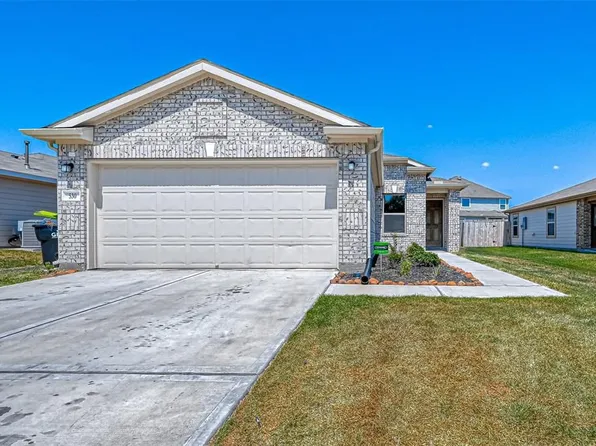 530 Broken Boulder St, Magnolia, TX 77354