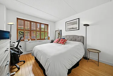 516 West 47th Street, #S2M