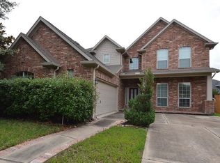 12318 Shorelands Rd, Cypress, TX 77433