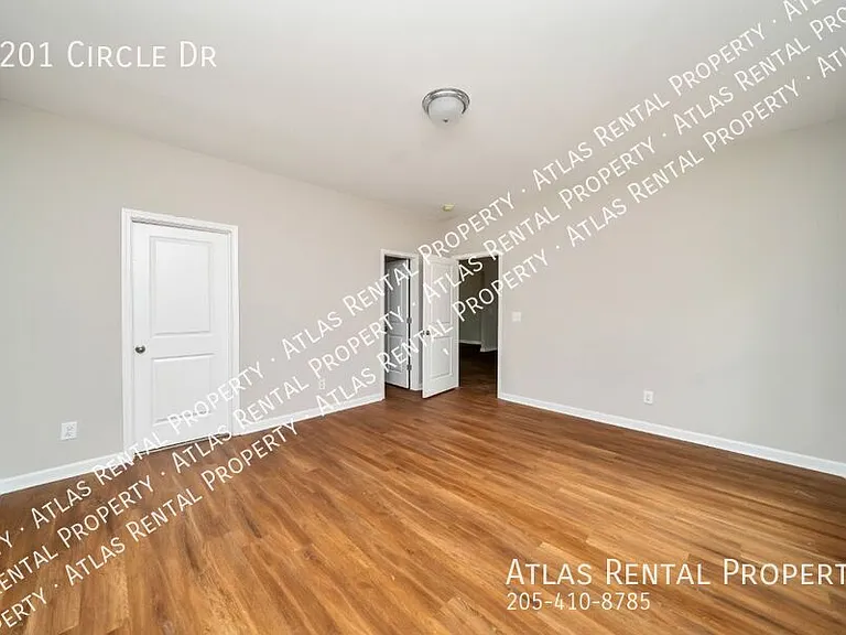 3201 Circle Dr — Photo 16