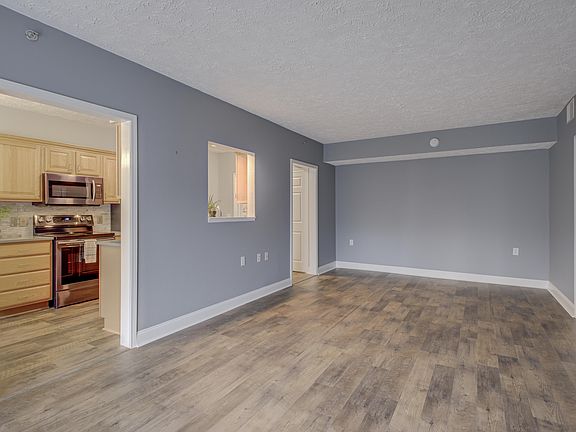 4th image of 6070 E Fieldstone Hills Dr SE Unit 4