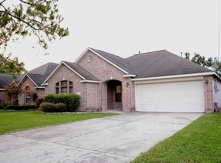 913 Romeo St, Pasadena, TX 77502