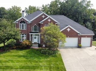 162 Stonehenge Dr SW, Grandville, MI 49418