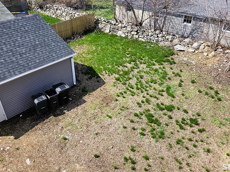 14 Meadow St — Photo 23