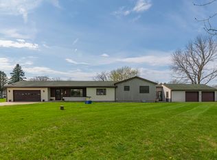 46144 Lakeview Dr, Decatur, MI 49045