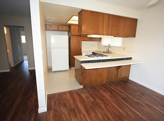 4th image of 1715 De Marietta Ave APT 4