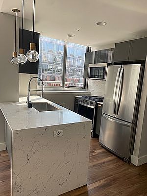 3rd image of 22 E 1st St Penthouse 7