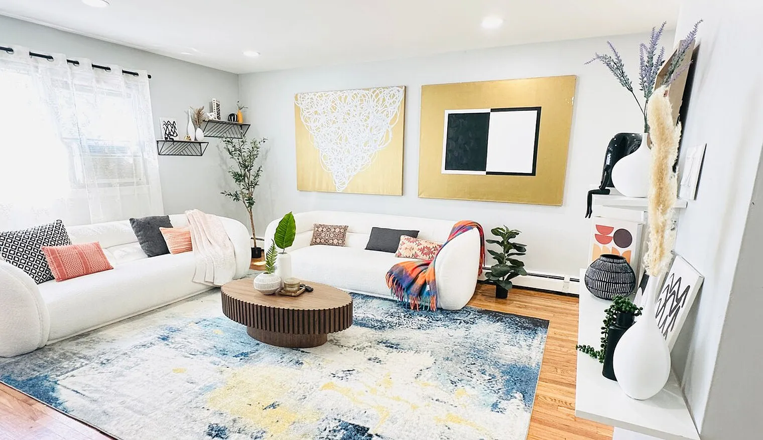 3 bed, 2.0 bath, $8,767 — Photo 3