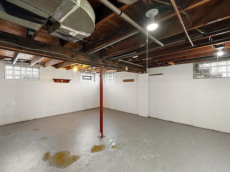 35711 Alfred St — Photo 30