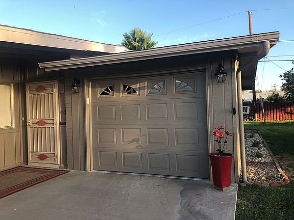 3rd image of 11007 W Windsor Dr