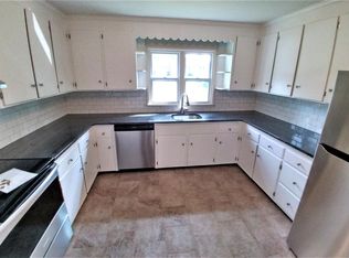 947 Flanders Rd, Coventry, CT 06238