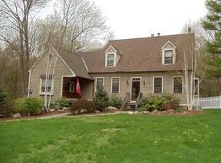 111 Old Newtown Rd, Monroe, CT 06468