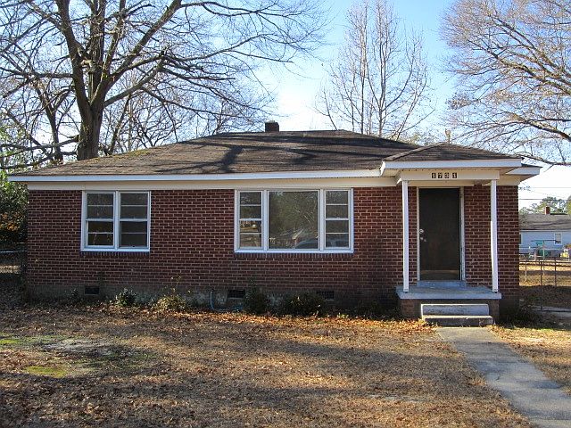 1st image of 1731 Dupont Dr