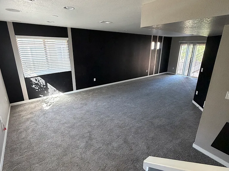4456 Elegant St — Photo 41
