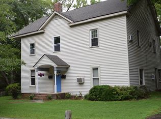 210 Depot St APT B, Fuquay Varina, NC 27526