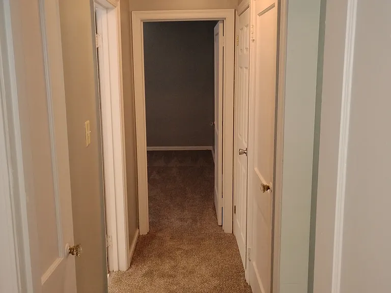 4325 N Olney St — Photo 23