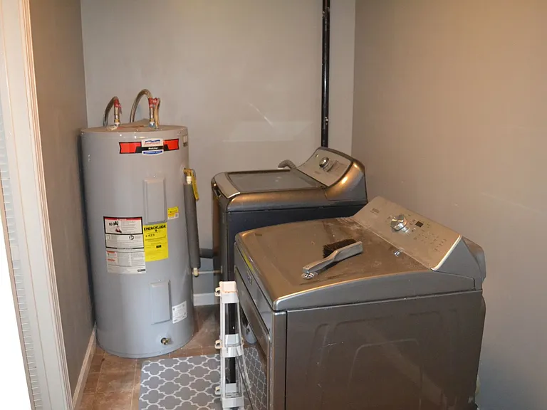 138 Cypress Cir — Photo 7