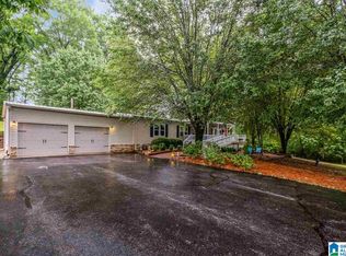 6697 Deerfoot Pkwy, Pinson, AL 35126