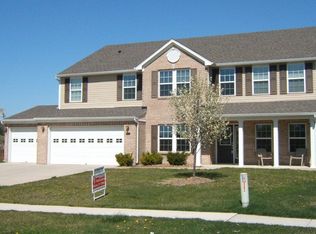 4592 W Stonehaven Ln, New Palestine, IN