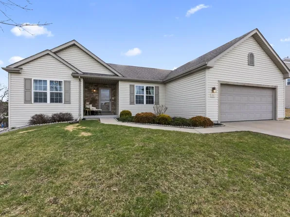 71 Happy Hollow LANE, Oconomowoc, WI 53066