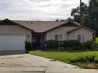 3719 E Murray Ct, Visalia, CA 93292
