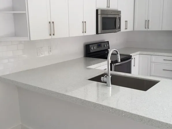 4718 SW 67th Ave APT B14, Miami, FL 33155